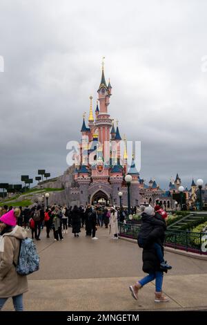 Disneyland Paris Castle, Dornröschenschloss. Fantasyland im Disneyland Park Stockfoto