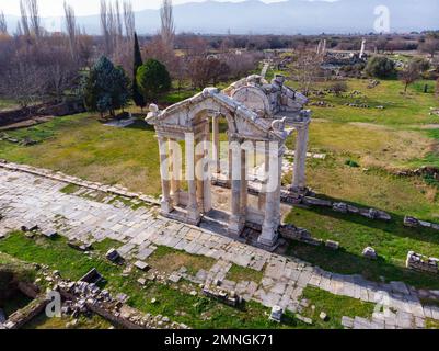 Tetrapylon-Tor in Aphrodisien Stockfoto