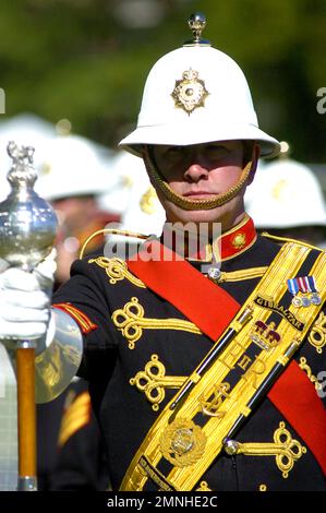 Master Sgt. Duane King, 40. Drum Major der United States Marine Band "The President's Own", Projekt eines militärischen Mustercharakters während des Marathons 39. des Marine Corps. 2014 Stockfoto