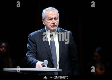 Paris, Frankreich. 30. Januar 2023. Dominique Raimbourg anlässlich einer Präsentation des nationalen Plans zur Bekämpfung von Rassismus, antisemitismus und Diskriminierung am Arabischen Weltinstitut in Paris, Frankreich, am 30. Januar 2023. Kredit: Victor Joly/Alamy Live News Stockfoto