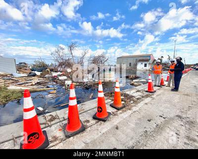 Matlacha Isles, FL, (Okt 4, 2022) - FEMA untersucht die Schäden nach dem US-Bundesstaat Ian. Stockfoto