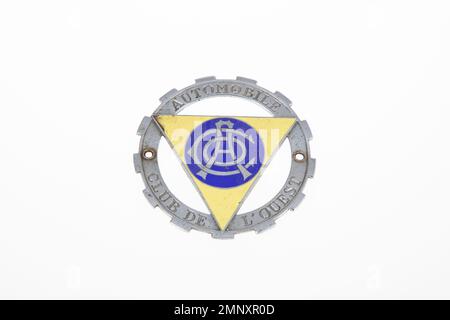 Bordeaux , Aquitaine Frankreich - 20 01 2023 : Automobile Club de l'ouest ACO Logo-Marke und Schriftzeichen-Abzeichen für France Car Club Vintage Antike Mantel Stockfoto