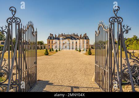 Die Burg Château de La Motte-Tilly in La Motte-Tilly im seine-Tal des Departements Aube, Frankreich Stockfoto