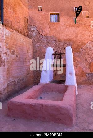 Ksar El Atteuf, alter Brunnen, Nordafrika, Ghardaia, Algerien Stockfoto