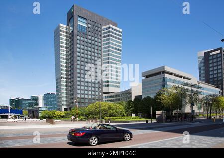 Niederlande - Finanz- und Geschäftsviertel in Amsterdam, genannt „Zuidas“, wo Banken, Versicherungsgesellschaften und andere Finanzunternehmen tätig sind Stockfoto