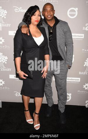 Ja Rule und Aisha Atkins auf der Gala 2015 Baby2Baby, präsentiert von der MarulaOil and Kayne Capital Advisors Foundation und zu Ehren von Kerry Washington, um 3LABS Uhr in Culver City, Kalifornien. 14. November 2015. Stockfoto