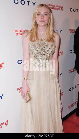 Dakota Fanning nimmt am 6. Jährlichen DKMS Linked Against Blood Cancer Gala Teil, das am 26. April 2012 in der Cipriani Wall Street in New York, New York, stattfindet. . Stockfoto