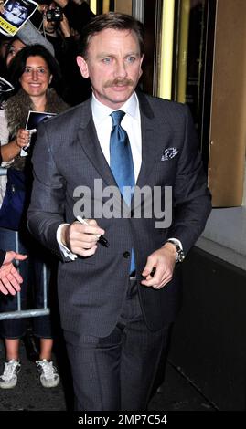 Daniel Craig nimmt an der Broadway-Eröffnung von „A Steady Rain“ in New York, NY, 9./29. Dezember 09 Teil. Stockfoto