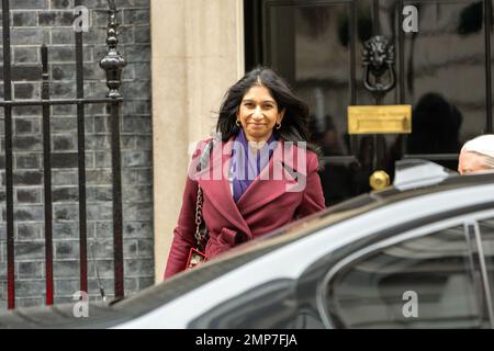 London, Großbritannien. 31. Januar 2023. Suella Braverman, Innenministerin, bei einer Kabinettssitzung in der Downing Street 10 London. Kredit: Ian Davidson/Alamy Live News Stockfoto