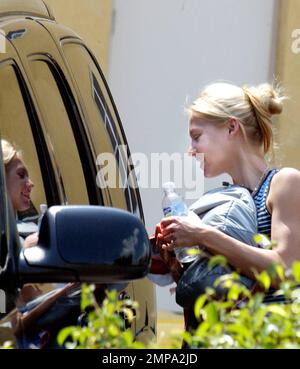 Exklusiv!! Anna Kournikova trainiert auf Miami Beach FL. Möglicherweise in Vorbereitung auf das anstehende Nasdaaq-Turnier 03/19/06 Alle Stockfoto