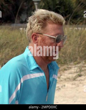 Exklusiv!! Boris Becker und seine Verlobte Sharlely Kersenberg gehen am Strand joggen. Becker wird bald Ehefrau und hat das Tennis-Ass im Staub gelassen, als er einem verschwitzten Boris vorfuhr. Das Paar wird später in diesem Jahr heiraten. Miami, Florida 3/31/09. Stockfoto