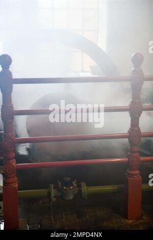 Steam Engine in Action Hook Norton Brewery Oxfordshire England uk. Stockfoto