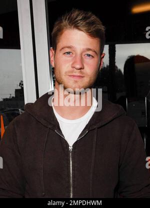 Benjamin McKenzie bei der Eröffnung des Stücks Bengal Tiger im Zoo von Bagdad. Kirk Douglas Theatre, Culver City, Kalifornien. 5/17/09. Stockfoto