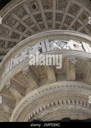 Pulpito di Michelozzo e Donatello, Esterno Duomo di Prato (Italia), Cattedrale di Santo Stefano. Stockfoto