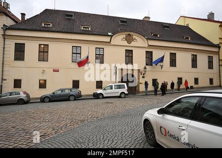 Prag, Tschechische Republik. 31. Januar 2023. Der Hrzan-Palast in Prag, Tschechische Republik, abgebildet am 31. Januar 2023. Der designierte Präsident Petr Pavel soll den Palast vor seiner Amtseinführung benutzen. Kredit: Michal Kamaryt/CTK Photo/Alamy Live News Stockfoto