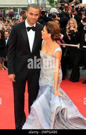 Eva Longoria und ihr Ehemann Tony Parker besuchen die Premiere von „Bright Star“ beim Filmfestival 2009 in Cannes. Cannes, Frankreich. 5/15/09. Stockfoto