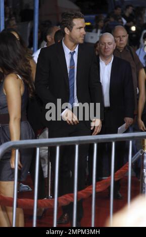 Ryan Reynolds vor dem Regency Village Theatre bei der Premiere von „The Change Up“ in Los Angeles, Kalifornien. 1. August 2011. Stockfoto