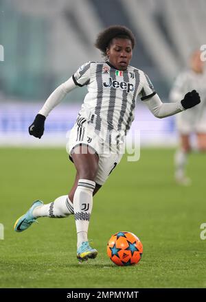 Turin, Italien, 15. Dezember 2022. Lineth Beerensteyn von Juventus während des UEFA Womens Champions League-Spiels im Juventus Stadium, Turin. Der Bildausdruck sollte lauten: Jonathan Moscrop/Sportimage Stockfoto