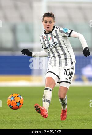 Turin, Italien, 15. Dezember 2022. Cristiana Girelli von Juventus während des UEFA Womens Champions League-Spiels im Juventus Stadium, Turin. Der Bildausdruck sollte lauten: Jonathan Moscrop/Sportimage Stockfoto