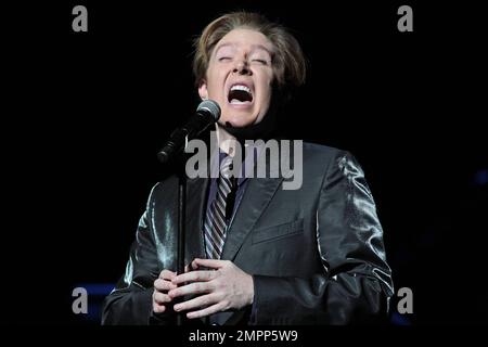 Im Durham Performing Arts Center gibt es Live-Konzerte von Clay Aiken. Durham, North Carolina 29. November 2012 Stockfoto