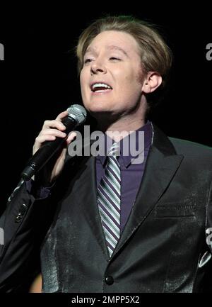 Im Durham Performing Arts Center gibt es Live-Konzerte von Clay Aiken. Durham, North Carolina 29. November 2012 Stockfoto