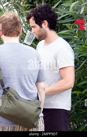 „Gossip Girl“-Star Penn Badgley am dritten Tag des Coachella Music and Arts Festivals. Indio, Kalifornien. 4/18/10. Stockfoto