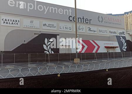 Caesars Entertainment Employment Center auf der Flamingo Road in Las Vegas, Nevada. Stockfoto