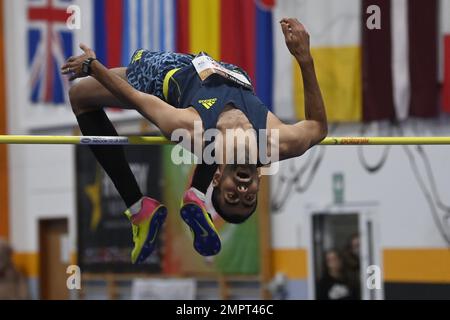 Nehvizdy, Tschechische Republik. 31. Januar 2023. Majd Eddin Ghazal aus Syrien tritt am 31. Januar 2023 in Nehvizdy in Nehvizdy beim Indoor-Leichtathletiktreffen der Silberkategorie der World Indoor Tour in Hochsprung an. Kredit: Josef Vostarek/CTK Photo/Alamy Live News Stockfoto