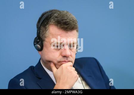 RIGA, LETTLAND. 31. Januar 2023 Urmas Reinsalu, Pressekonferenz des estnischen Außenministers Ostsee und der polnischen Außenminister. Stockfoto