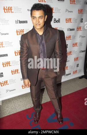 Der indische Hindi-Filmstar und Regisseur Aamir Khan kommt zur Premiere von „Dhobi Ghat“, die im Elgin Theater während des 2010 in Toronto stattfindenden internationalen Filmfestivals stattfindet. Toronto, WEITER. 09/10/10. Stockfoto
