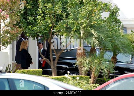 Freunde und Familie nehmen an der Beerdigung von DJ AM (alias Adam Goldstein) Teil, der letzte Woche tot in seiner New Yorker Wohnung aufgefunden wurde. Los Angeles, Kalifornien. 9/2/09. Stockfoto