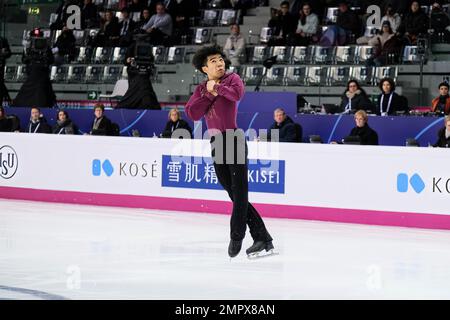 Shun Sato (JPN) tritt während des Senior Men - Free Skating des ISU Grand Prix des Eiskunstlauf-Finales Turin in Palavela auf. Stockfoto