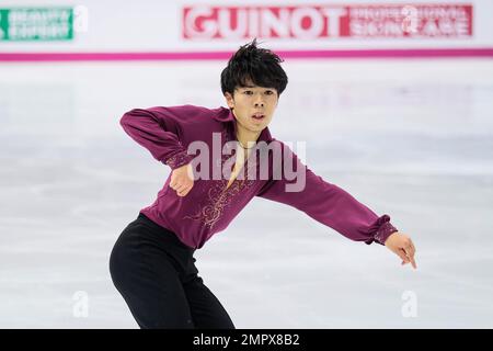 Shun Sato (JPN) tritt während des Senior Men - Free Skating des ISU Grand Prix des Eiskunstlauf-Finales Turin in Palavela auf. Stockfoto