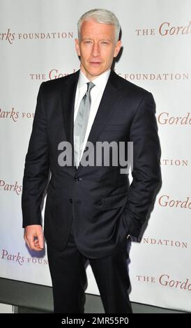 Anderson Cooper auf der Centennial Gala der Gordon Parks Foundation im Museum of Modern Art. New York, New York, 5. Juni 2012. Stockfoto