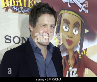 Der britische Schauspieler Hugh Grant kommt zur australischen Premiere seiner ersten animierten Rolle im kommenden Film „die Piraten! Eine Bande von Außenseitern." Grant spielt die Hauptfigur, Piratenkapitän, der von Peter Lord geleitet wird und auch Salma Hayek und Jeremy Piven spielt. Sydney, Australien. 1. April 2012 Stockfoto