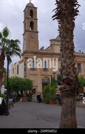 Die Kathedrale der Präsentation der Jungfrau Maria, Platz Patr. Athinagora, Chania, Kreta, Griechenland Stockfoto