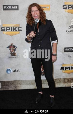 Snowboarder Shaun White kommt im Sony Pictures Studio zum vierten Mal im Jahr zum „Guy's Choice Awards“ von Spike TV, wo der typische Actionstar Sylvester Stallone mit dem Guycon Award ausgezeichnet wurde. Weitere Gewinner des Abends waren die neue Mutter Sandra Bullock und Robert De Niro. Los Angeles, Kalifornien. 06/05/10. Stockfoto