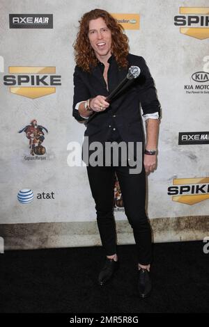 Snowboarder Shaun White kommt im Sony Pictures Studio zum vierten Mal im Jahr zum „Guy's Choice Awards“ von Spike TV, wo der typische Actionstar Sylvester Stallone mit dem Guycon Award ausgezeichnet wurde. Weitere Gewinner des Abends waren die neue Mutter Sandra Bullock und Robert De Niro. Los Angeles, Kalifornien. 06/05/10. . Stockfoto