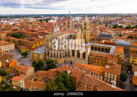 Luftaufnahme der Stadtlandschaft von Leon Stockfoto