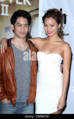 Mason Lee und Jamie Chung bei den Premieren von Hangover Part II in Las Vegas und der Enthüllung der Hangover Slots im Planet Hollywood Resort and Casino, Las Vegas, NV. 05/21/11 Stockfoto