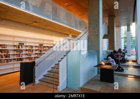 Brooklyn Heights Library im Cadman Plaza West im Zentrum von Brooklyn, NYC Stockfoto