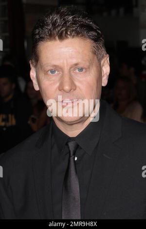 Schriftsteller und Regisseur Andrew Niccol bei der Los Angeles Premiere von „in Time“ im Regency Village Theatre. Los Angeles, Kalifornien. 20. Oktober 2011. Stockfoto