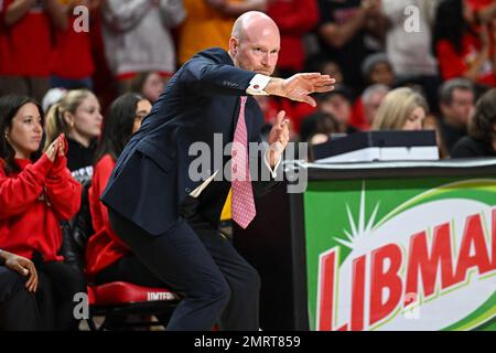 College Park, MD, USA. 31. Januar 2023. Kevin Willard, Cheftrainer der Maryland Terrapins, reagiert während des NCAA-Basketballspiels zwischen den Indiana Hoosiers und den Maryland Terrapins im Xfinity Center in College Park, MD. Reggie Hildred/CSM/Alamy Live News Stockfoto