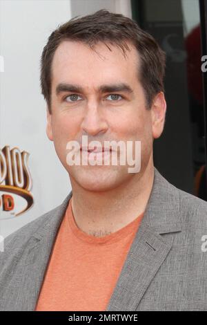 Rob Riggle bei der Lorax Premiere in den Universal Studios. Los Angeles, Kalifornien. 19. Februar 2012 Stockfoto