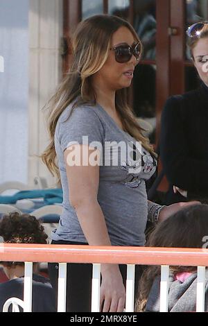 Mariah Carey nahm ihre Kinder mit zu Ariel's Grotto zum Mittagessen in Disney's California Adventure. Das Restaurant bietet alle disney-Prinzessinnen an Ihrem Tisch. Los Angeles, Kalifornien. 19. Mai 2015 Stockfoto