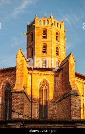 Die Kirche Notre-Dame-de-l'Assomption de Gimont in Gimont, Gers, Südfrankreich<<<<<<<<<<<<< Stockfoto