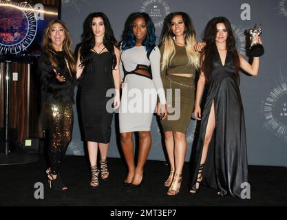 Fünfte Harmonie bei den MTV Video Music Awards im Forum in Los Angeles, Kalifornien. 24. August 2014. Stockfoto