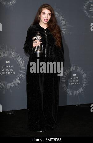 Lorde bei den MTV Video Music Awards im Forum in Los Angeles, Kalifornien. 24. August 2014. Stockfoto