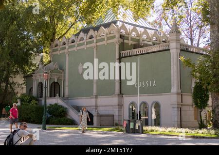 Blick auf den geschlossenen russischen Pavillon an der Biennale 2022 von Venedig Stockfoto