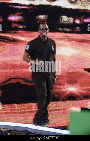 Rapper/Sänger Sean „P. Diddy“ Combs beim WWE WrestleMania 28 Main Event im Sun Life Stadium der Miami Dolphins. Miami, Florida 1. April 2012 Stockfoto